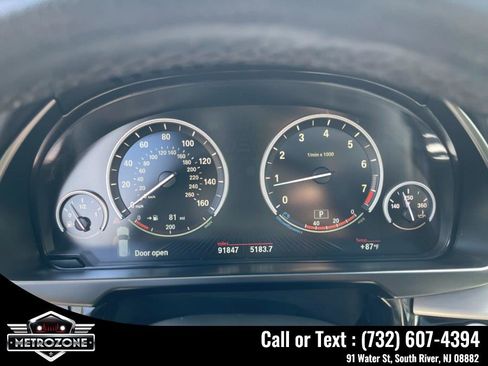 Used 2017 BMW X5 xDrive50i w/ Executive Package image 26