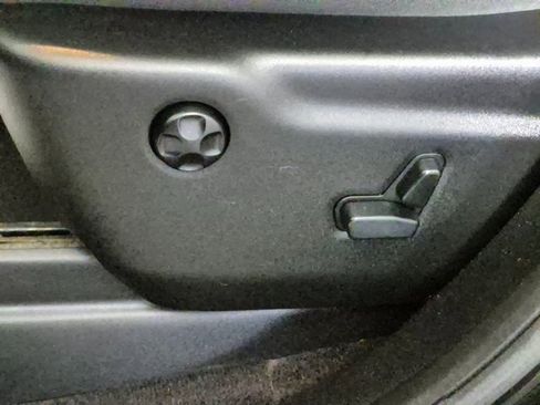 Used 2017 Jeep Grand Cherokee Laredo w/ Quick Order Package 23E image 15