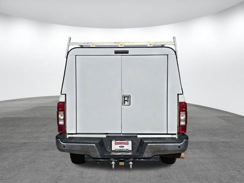 Used 2022 Ford F250 XLT w/ XLT Premium Package image 5