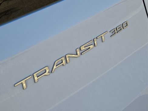 Used 2023 Ford Transit 350 XLT image 12