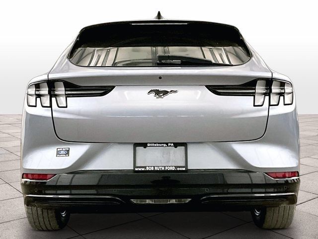 Certified 2022 Ford Mustang Mach-E Premium AWD/4WD image 4