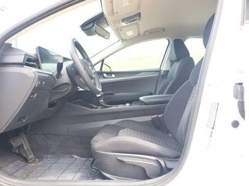 Used 2025 Kia K5 LXS FWD image 17