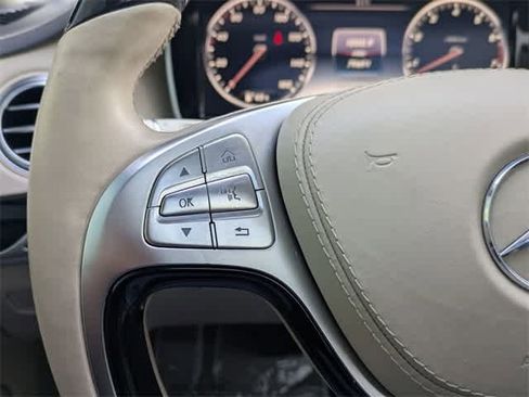 Used 2016 Mercedes-Benz Maybach S 600 image 23