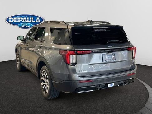 Used 2025 Ford Explorer ST-Line AWD/4WD image 3