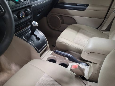 Used 2014 Jeep Patriot Sport w/ Power Value Group AWD/4WD image 26
