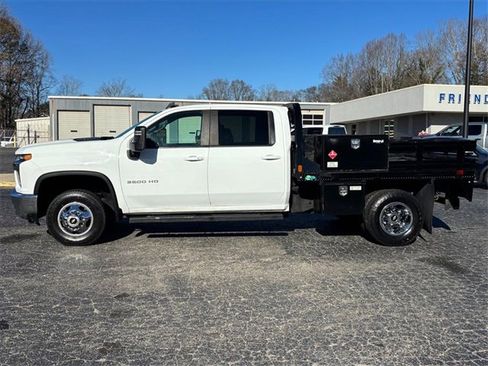 Used 2022 Chevrolet Silverado 3500 LT w/ Convenience Package image 23