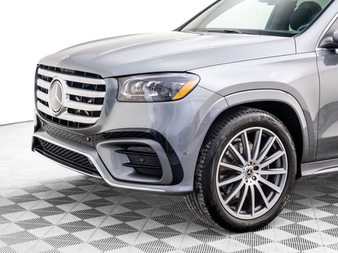 New 2025 Mercedes-Benz GLS 450 4MATIC image 39