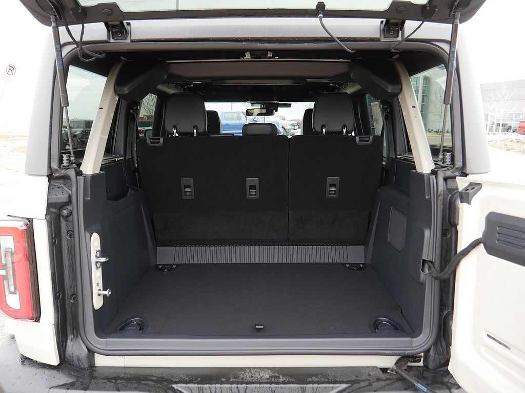 New 2026 Ford Bronco Outer Banks AWD/4WD image 27