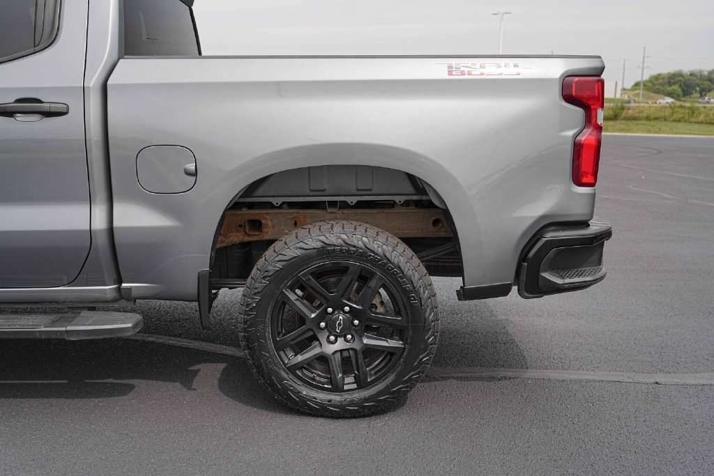 Used 2022 Chevrolet Silverado 1500 Custom Trail Boss w/ Safety Confidence Package AWD/4WD image 13