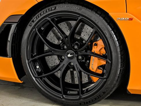 Used 2020 McLaren 720S Performance RWD image 14