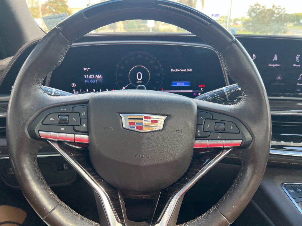 Used 2022 Cadillac Escalade Premium Luxury RWD image 11