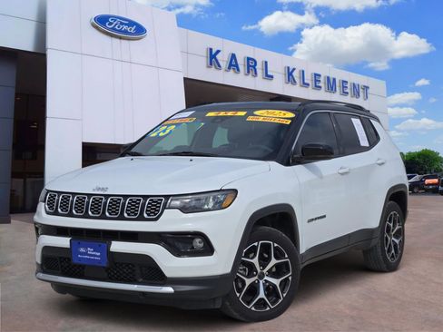 Used 2025 Jeep Compass Limited image 1
