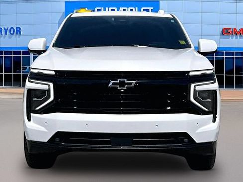 Used 2025 Chevrolet Tahoe RST w/ Advanced Technology Package AWD/4WD image 2