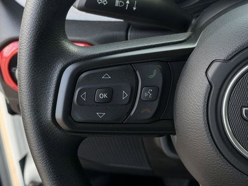 Used 2025 Jeep Wrangler Sport AWD/4WD image 13