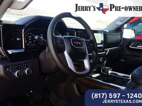 Used 2024 GMC Sierra 1500 Elevation w/ Elevation Premium Package image 18