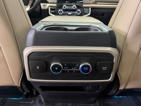 Certified 2024 Ford Expedition Max Limited image 11