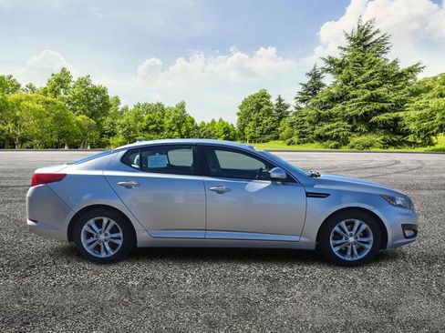 Used 2013 Kia Optima LX image 8