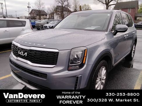 Used 2022 Kia Telluride LX image 1