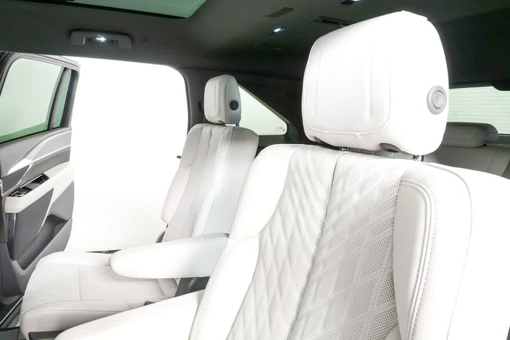 Certified 2026 Cadillac Escalade IQ Sport 1 w/ LPO, ONYX Package AWD/4WD image 11