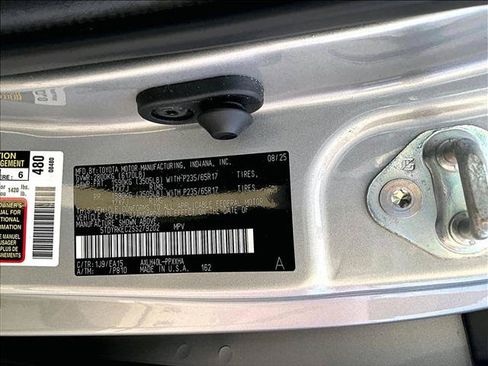 Used 2025 Toyota Sienna XLE FWD image 30