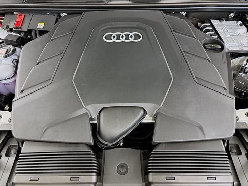 New 2025 Audi Q7 3.0T Premium Plus AWD/4WD image 22