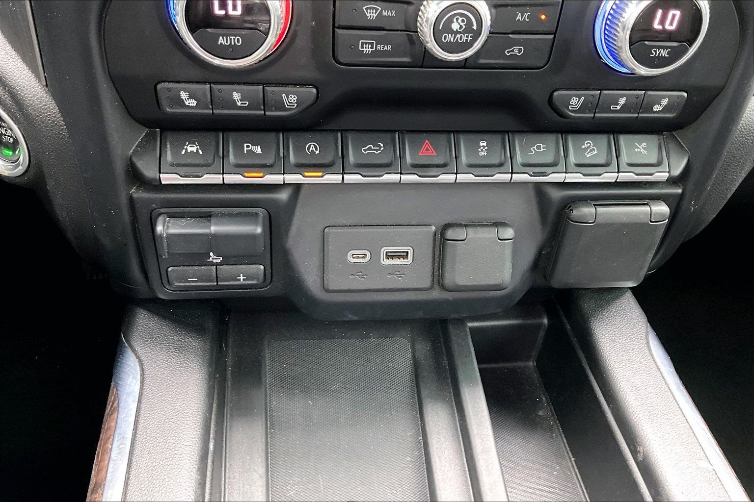 Used 2021 GMC Sierra 1500 Denali w/ Denali Ultimate Package AWD/4WD image 19