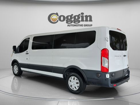 Used 2020 Ford Transit 350 XLT image 4