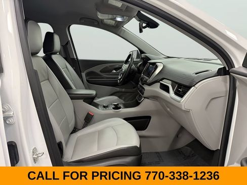 Used 2022 GMC Terrain SLT AWD/4WD image 13