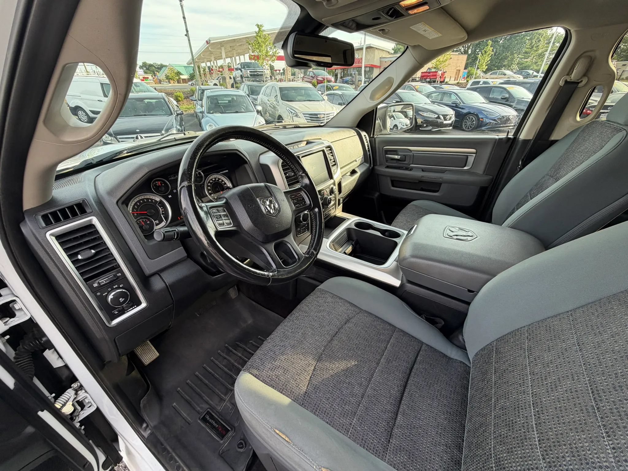 Used 2016 RAM 1500 Big Horn AWD/4WD image 16