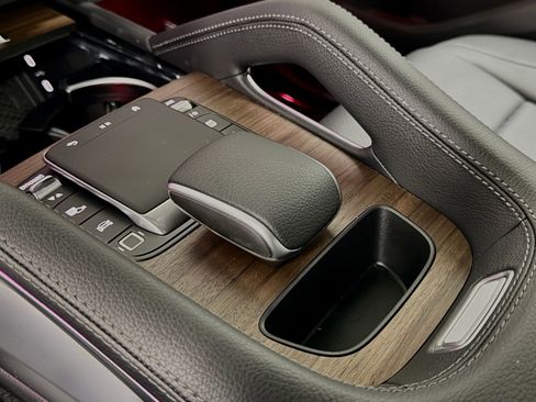 Used 2026 Mercedes-Benz GLE 350 4MATIC image 34