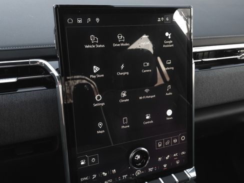 New 2026 GMC Sierra EV Elevation image 23