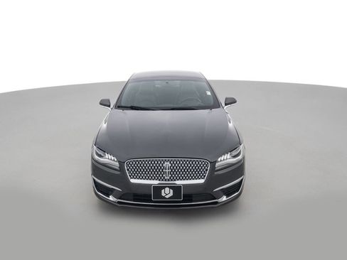 Used 2017 Lincoln MKZ Premiere FWD image 2