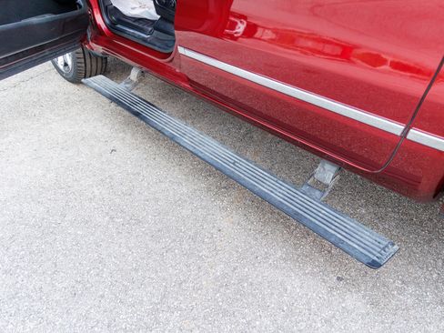 Used 2022 RAM 1500 Limited w/ Body Color Bumper Group image 15