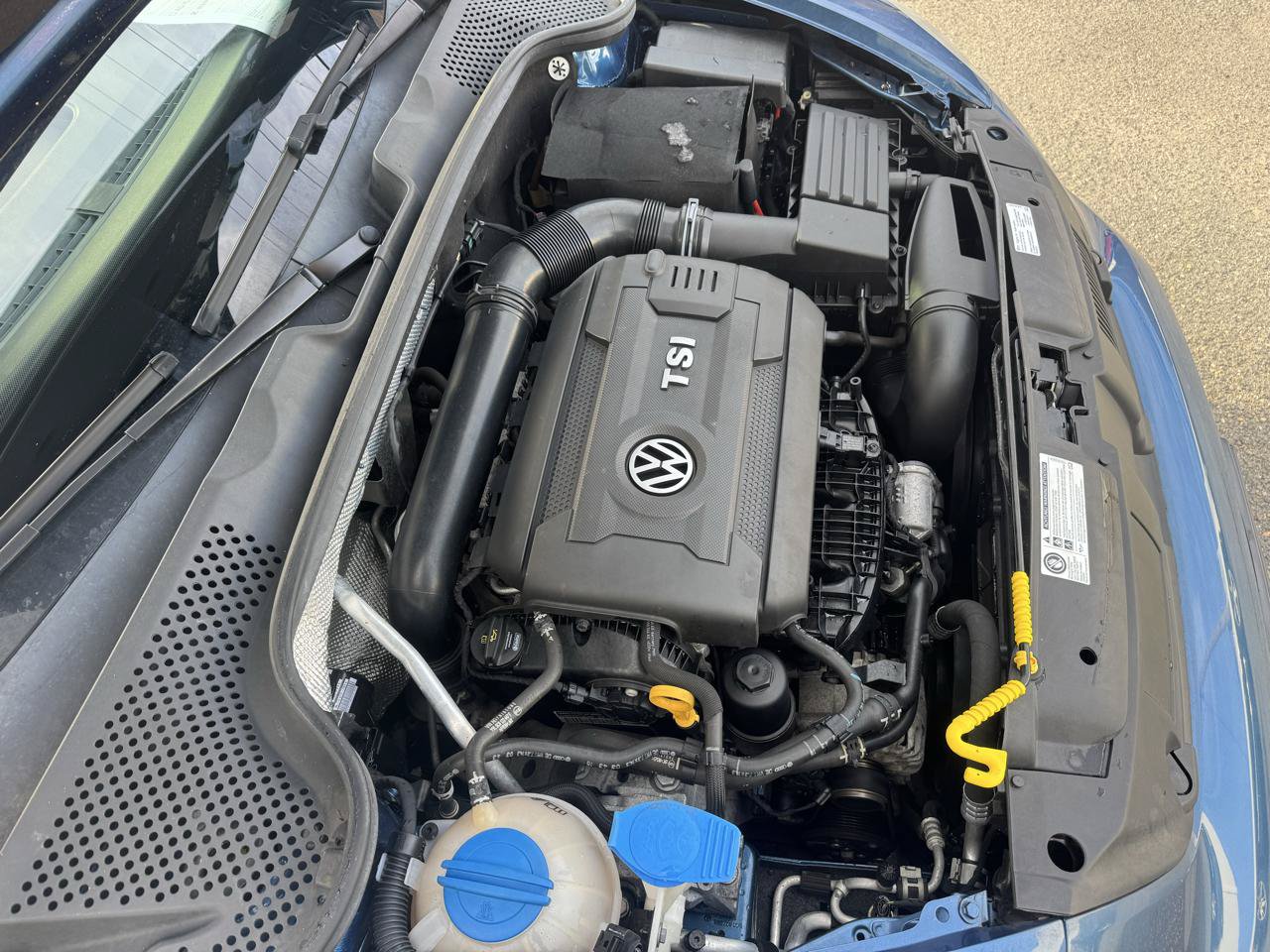 Used 2016 Volkswagen Beetle 1.8T S FWD image 33
