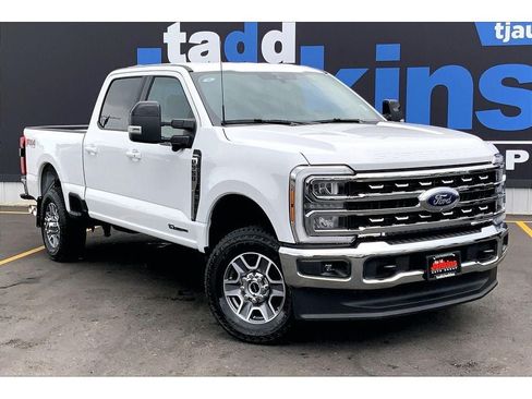 New 2026 Ford F350 Lariat w/ FX4 Off-Road Package AWD/4WD image 2