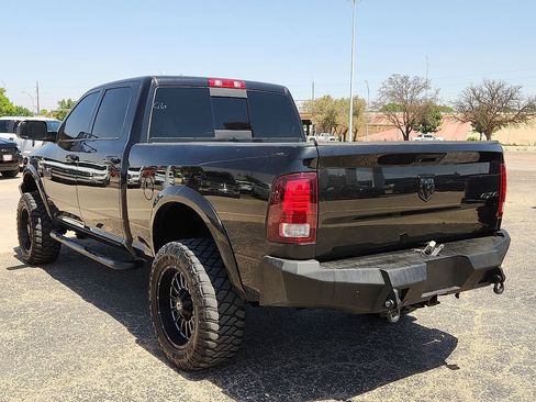 Used 2016 RAM 2500 Laramie AWD/4WD image 2