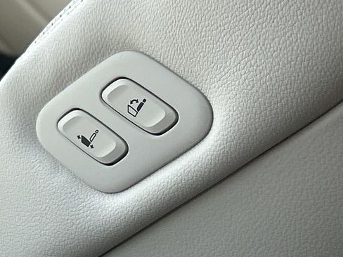 New 2026 Genesis GV80 2.5T Prestige image 24