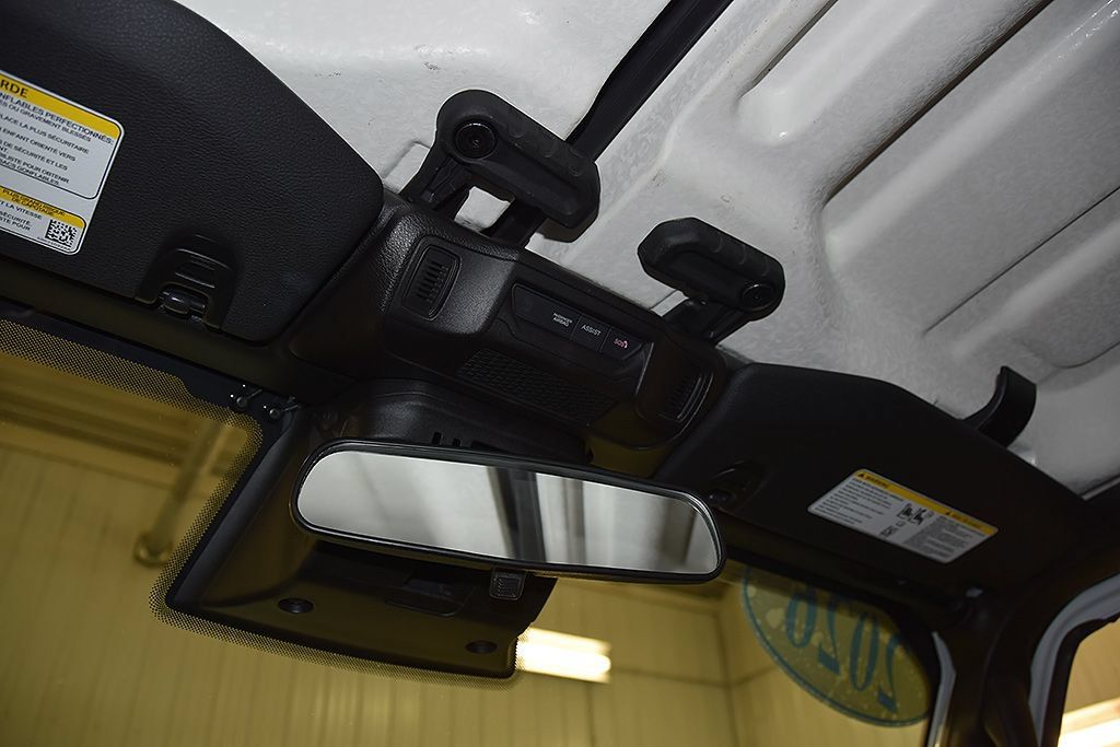 Used 2026 Jeep Wrangler Unlimited Rubicon AWD/4WD image 26