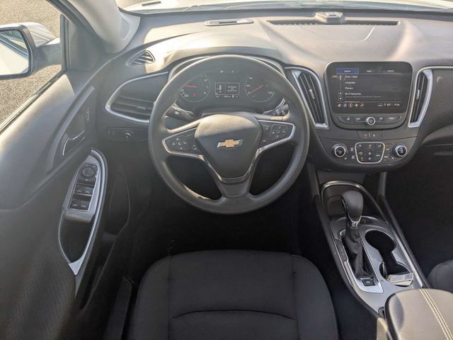 Used 2025 Chevrolet Malibu LT FWD image 15