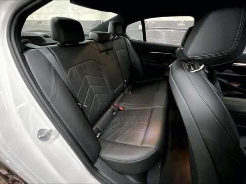 Certified 2025 BMW i5 eDrive40i w/ Premium Package image 29