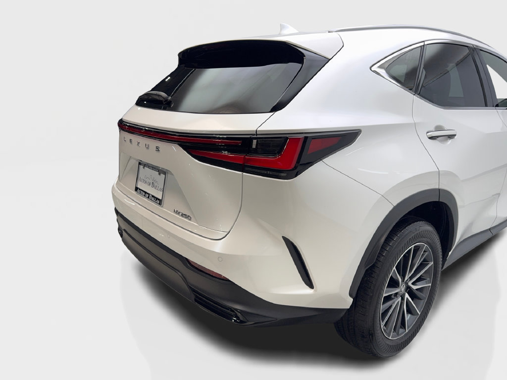 Used 2025 Lexus NX 250 FWD image 20