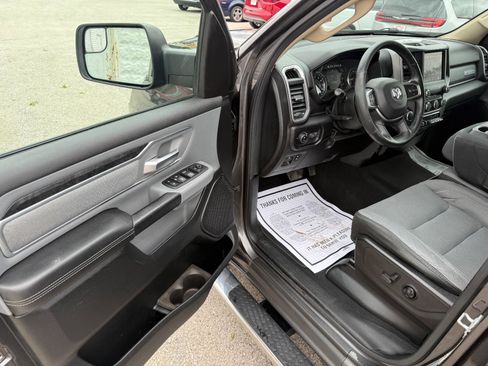 Used 2019 RAM 1500 Big Horn AWD/4WD image 10