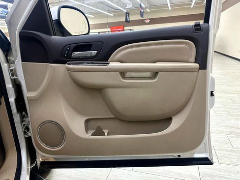 Used 2012 GMC Yukon Denali image 42