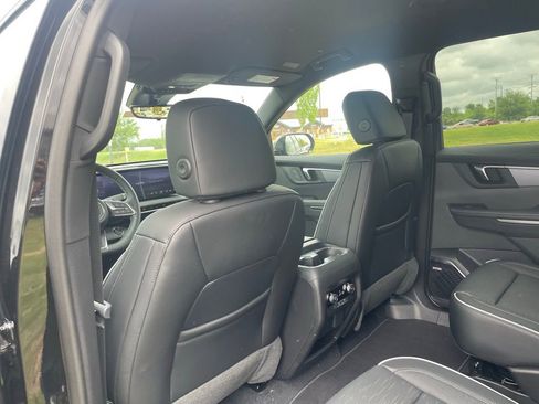 New 2026 Buick Enclave Sport Touring w/ Power Package FWD image 23