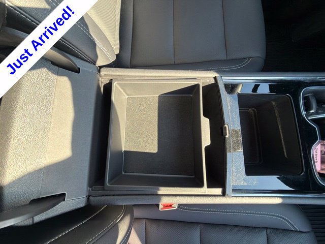 Used 2025 Chevrolet Traverse LT w/ Sun and Wheel Package FWD image 28