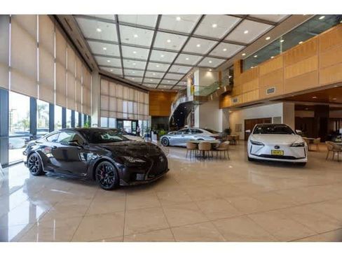 Used 2026 Lexus IS 350 F Sport image 34