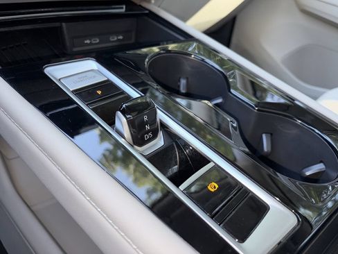 Certified 2026 Volkswagen Atlas SE w/ Panoramic Sunroof Package FWD image 19