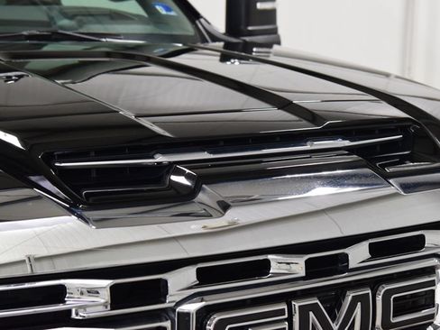 Used 2025 GMC Sierra 2500 Denali w/ Denali Reserve Package AWD/4WD image 16