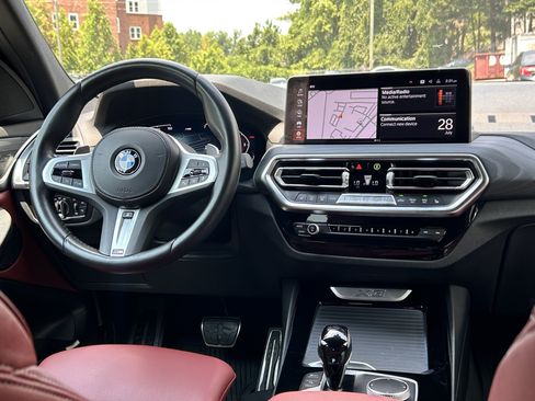 Used 2022 BMW X3 sDrive30i w/ M Sport Package 2 RWD image 9
