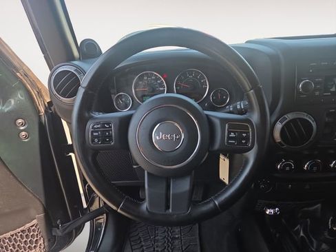 Used 2012 Jeep Wrangler Unlimited Sport AWD/4WD image 12